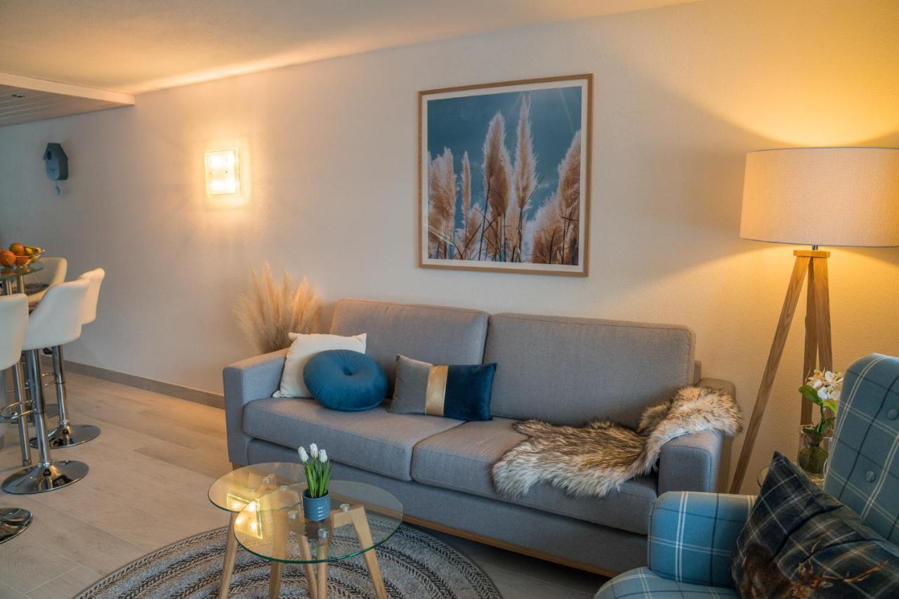 Chalet Spitzhorn - Your Peak Getaway - Private Terrasse & Gratis Parkplatz Gsteig ภายนอก รูปภาพ