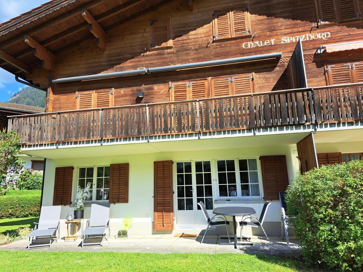 Chalet Spitzhorn - Your Peak Getaway - Private Terrasse & Gratis Parkplatz Apartment Gsteig ภายนอก รูปภาพ